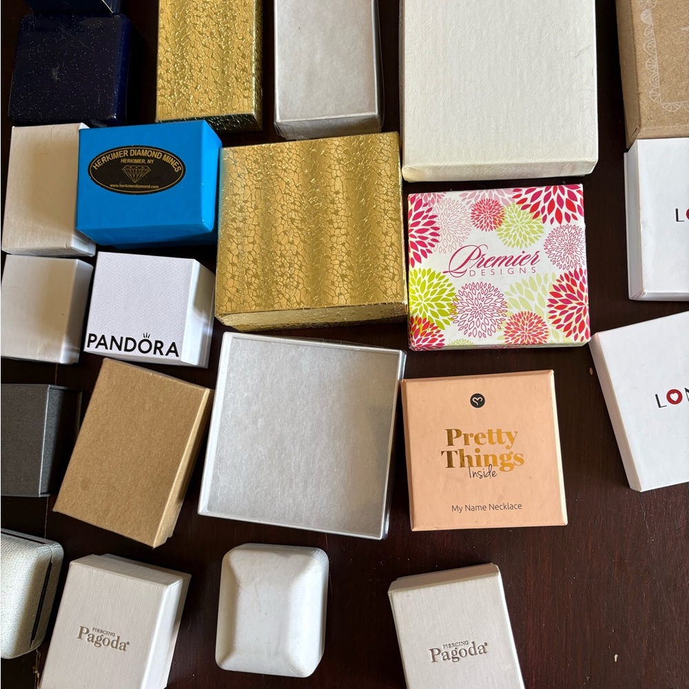 Jewelry Gift Boxes Lot. 30 pieces - Picture 6 of 9